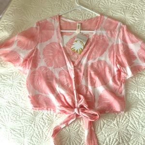 Beautiful crop top with pink palm frond